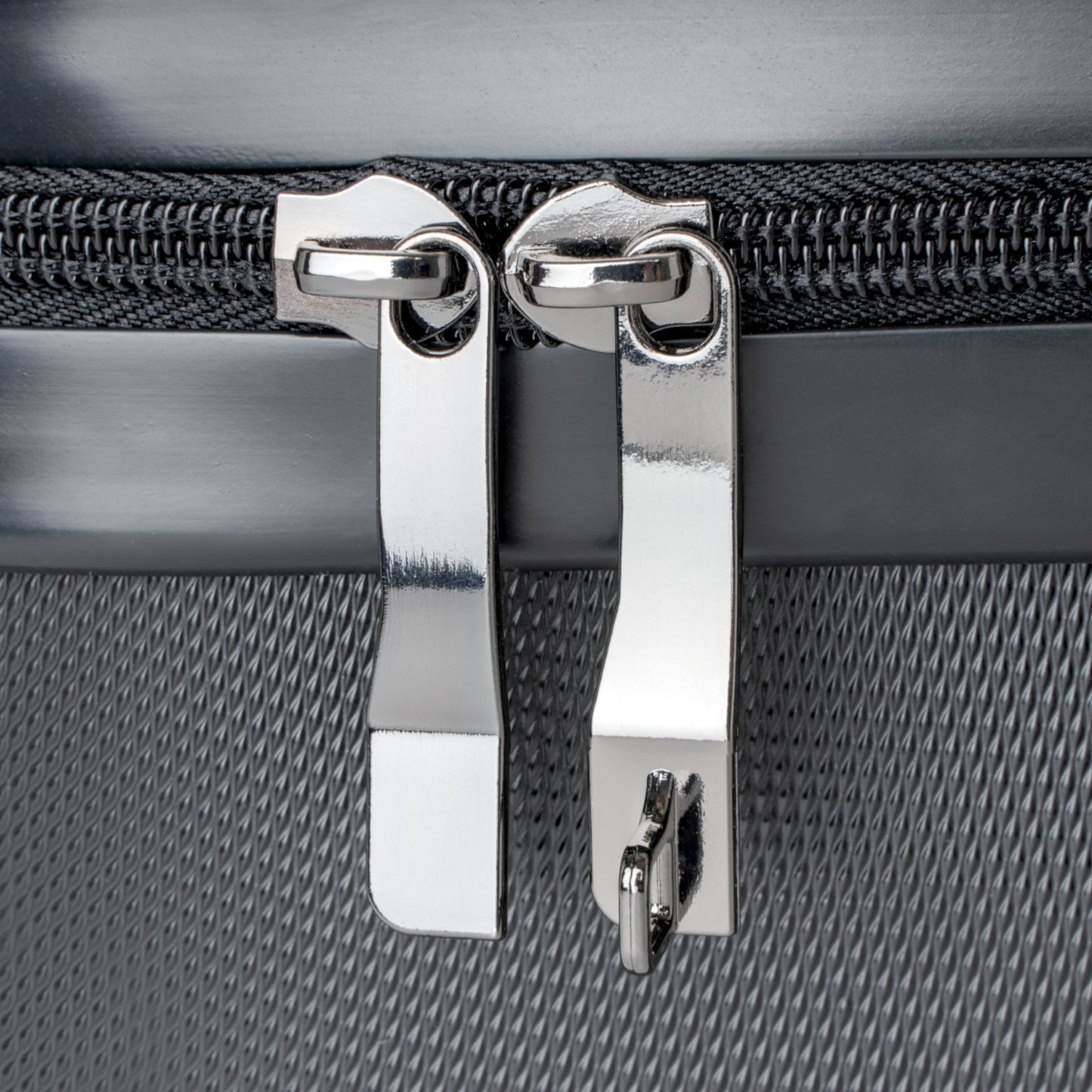 BML Sovereign Luxe Suitcase